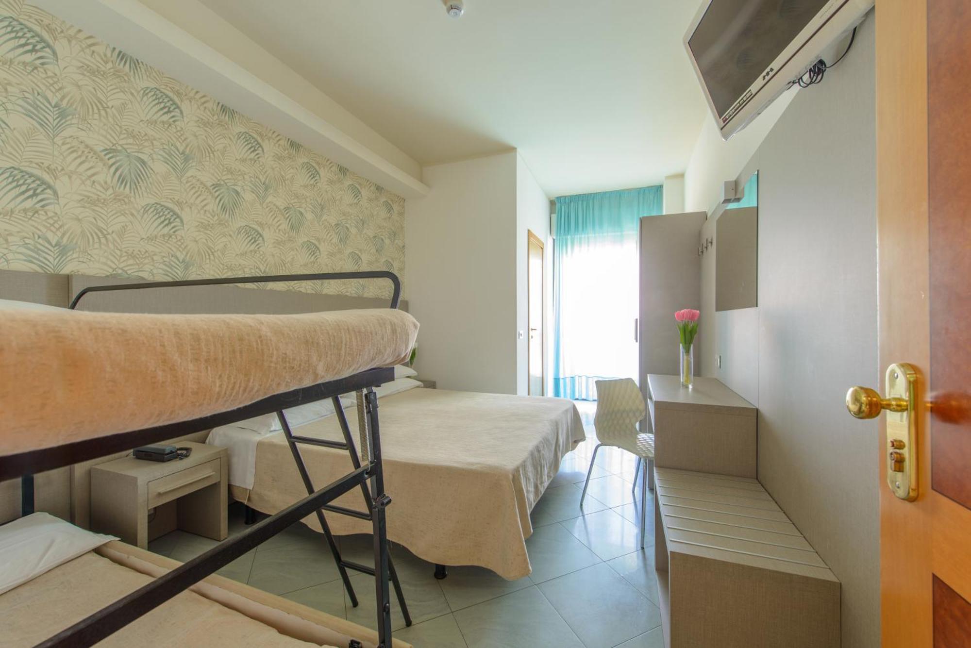 Hotel Christian Rimini Luaran gambar