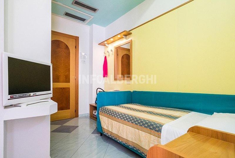 Hotel Christian Rimini Luaran gambar