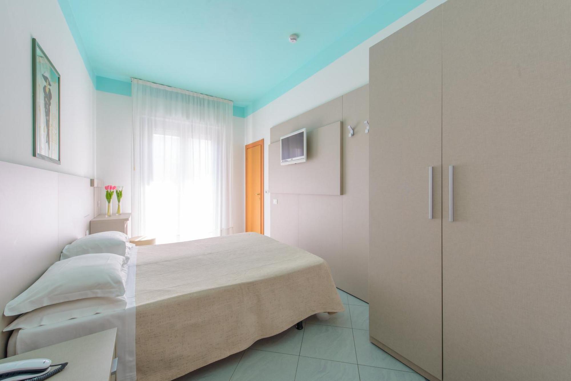Hotel Christian Rimini Luaran gambar